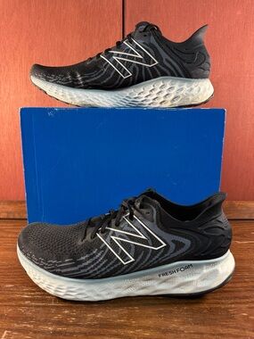 New Balance Fresh Foam Men’s Running Shoes Black/White Size US 13 | M1080B11